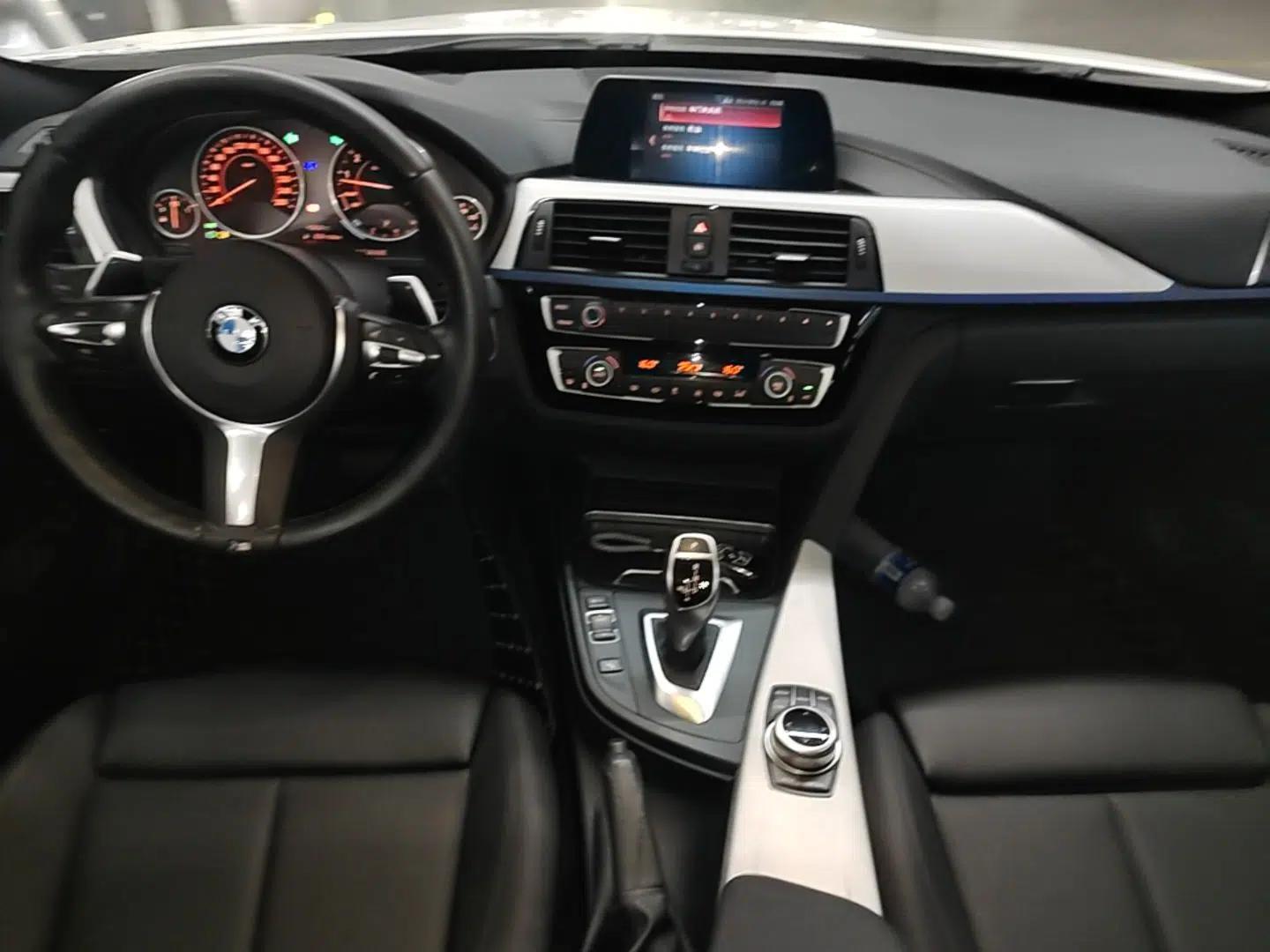 BMW 3 Series GT 2018 320i M Sport Edition — миниатюра 12