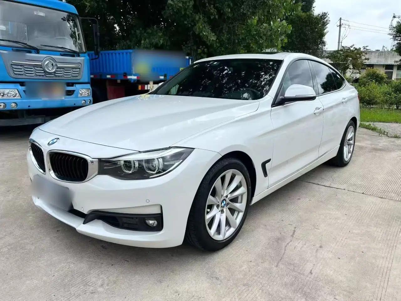 BMW 3 Series GT 2018 320i Sport Edition — миниатюра 1