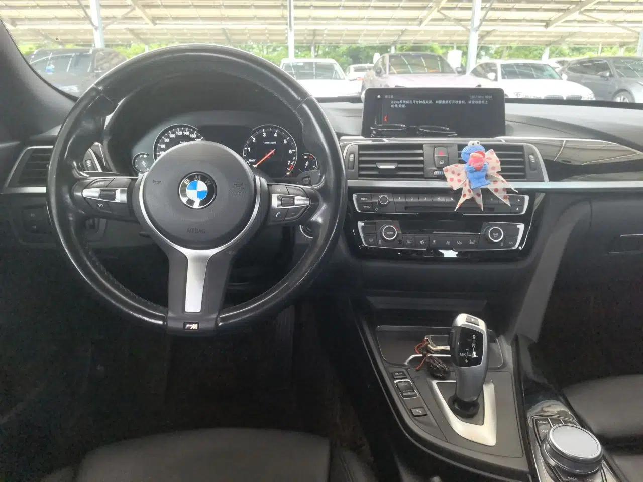 BMW 3 Series GT 2020 320i M Sport Package — миниатюра 9