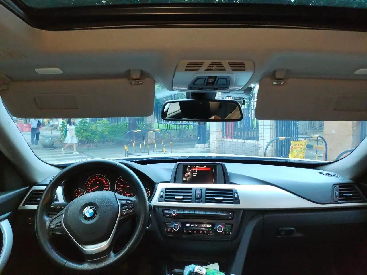 BMW 3 Series GT 2016 320i Fashion Model — миниатюра 18