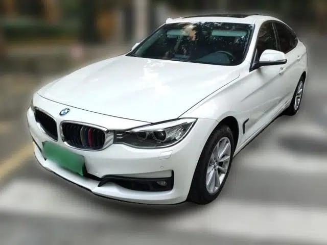 BMW 3 Series GT 2016 320i Fashion Model