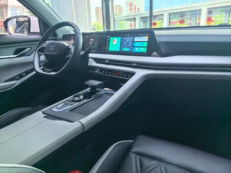 Changan CS75 PLUS 2023 Model, Third Generation, 1.5T Automatic Premium Edition — миниатюра 8
