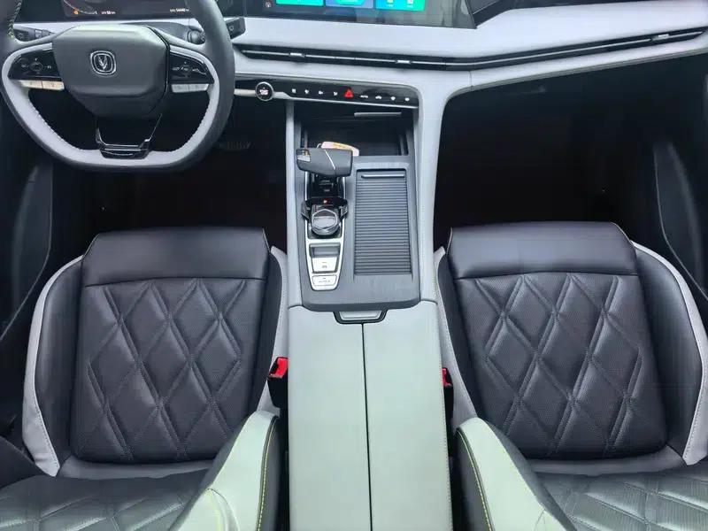 Changan CS75 PLUS 2023 Model, Third Generation, 1.5T Automatic Premium Edition — миниатюра 10