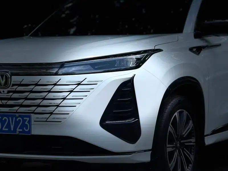 Changan CS75 PLUS 2024 Model, Third Generation, Champion Edition, 1.5T Automatic Intelligent Driving Sporty Type — миниатюра 7