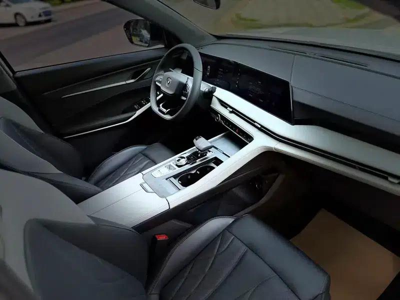 Changan CS75 PLUS 2024 Model, Third Generation, Champion Edition, 1.5T Automatic Intelligent Driving Sporty Type — миниатюра 9