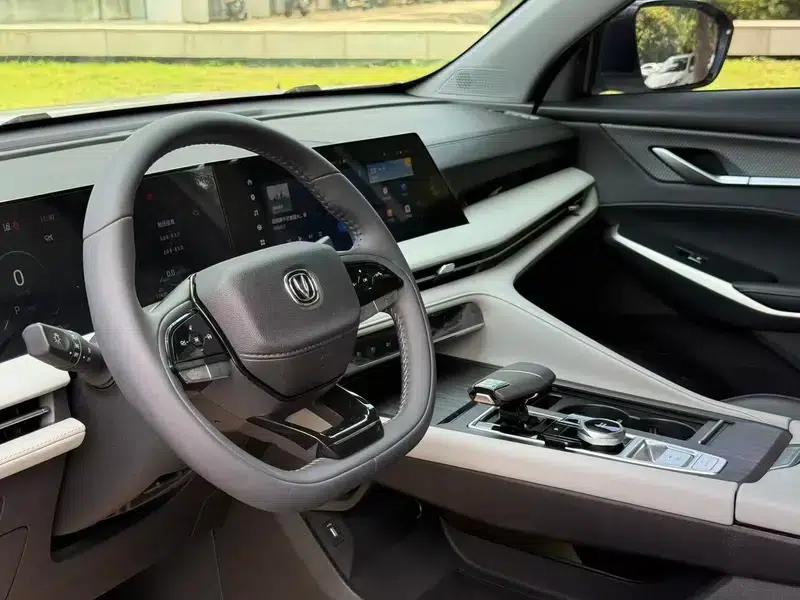 Changan CS75 PLUS 2024 Model, Third Generation, Champion Edition, 1.5T Automatic Intelligent Driving Sporty Type — миниатюра 10