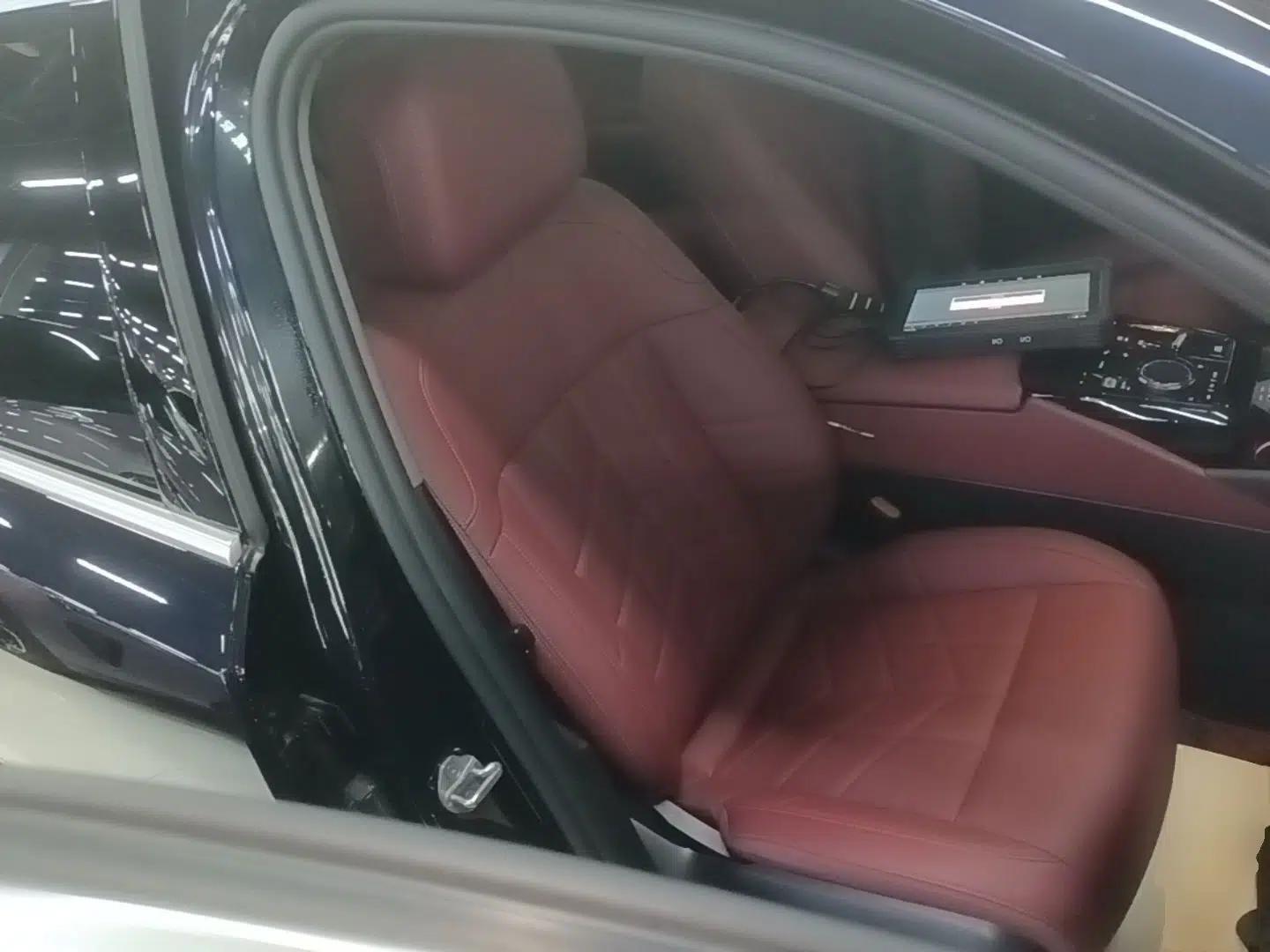 BMW i5 2024 eDrive 35L M Sport Package — миниатюра 19