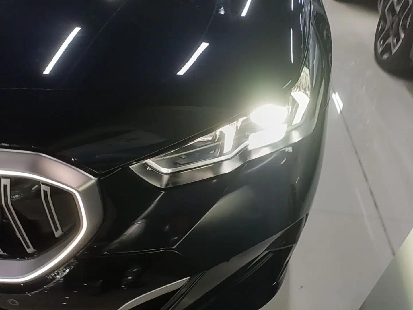 BMW i5 2024 eDrive 35L M Sport Package — миниатюра 8