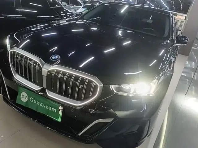 BMW i5 2024 eDrive 35L M Sport Package