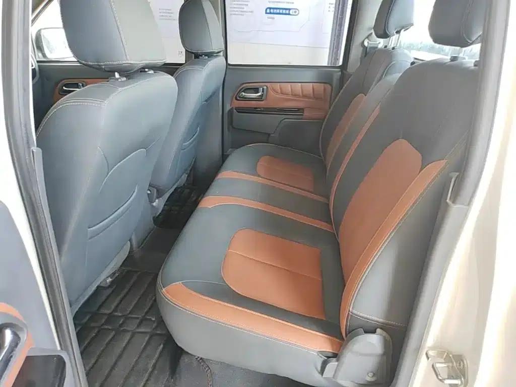Wingle 5 2013 2.0T European Edition 2WD Elite 6MT Double Cab GW4D20B — миниатюра 17