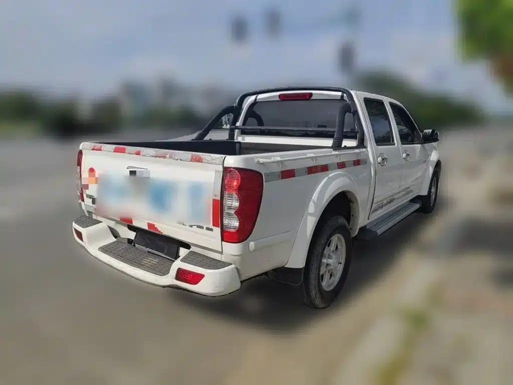 Wingle 5 2013 2.8T European Edition 2WD Elite Model with Double Cab (GW2.8TC) — миниатюра 5