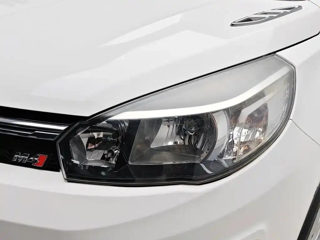 Great Wall M4 2012 1.5L Manual Deluxe Edition — миниатюра 7