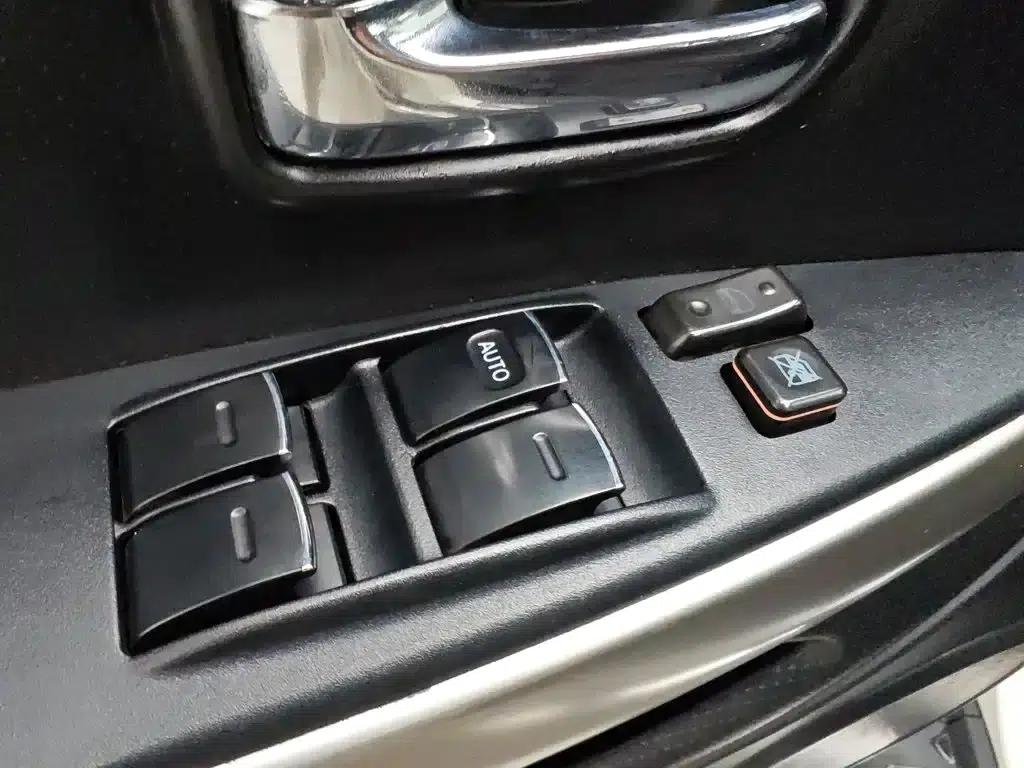 Great Wall M4 2012 1.5L Manual Deluxe Edition — миниатюра 9