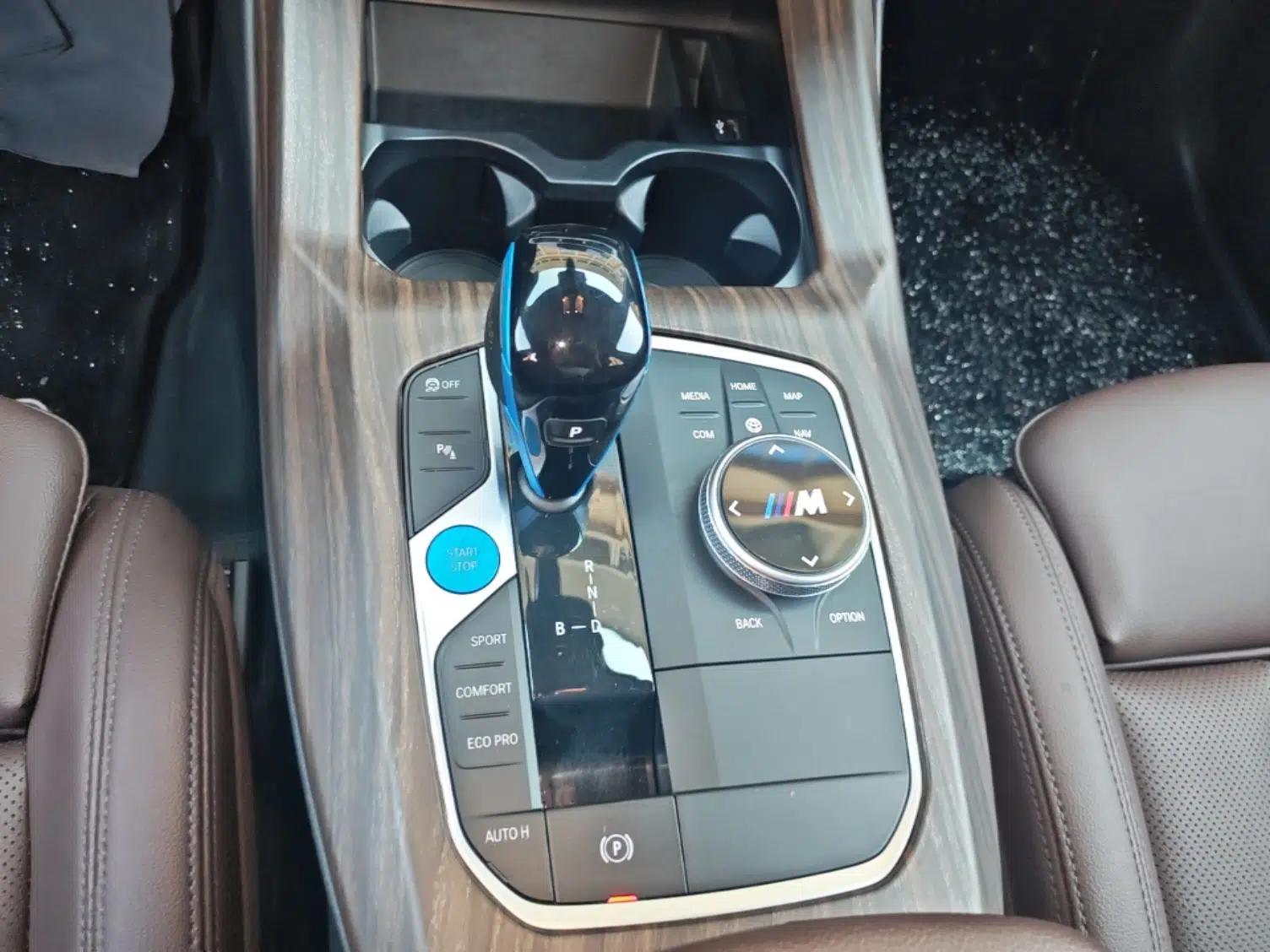 BMW iX3 2022 Leading Model — миниатюра 16