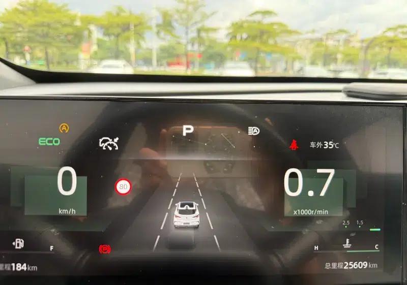 Changan UNI-T 2022 1.5T Sport Flagship Edition — миниатюра 36
