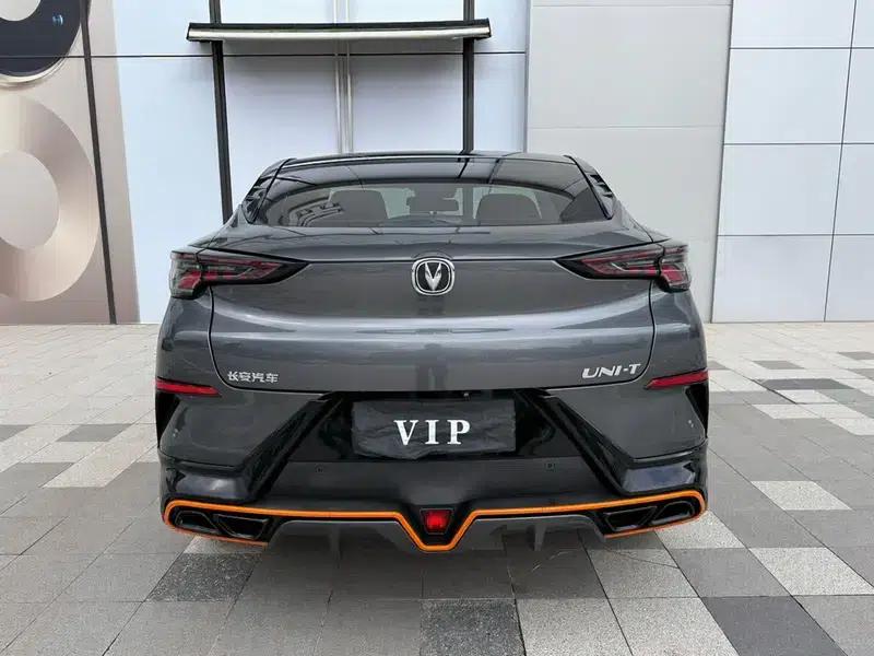 Changan UNI-T 2022 1.5T Sport Flagship Edition — миниатюра 6