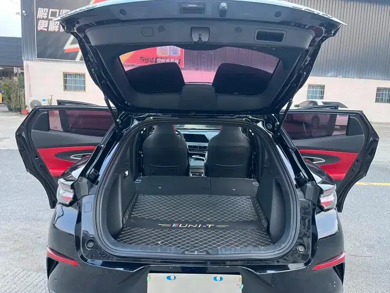Changan UNI-T 2020 1.5T Premium Edition — миниатюра 12