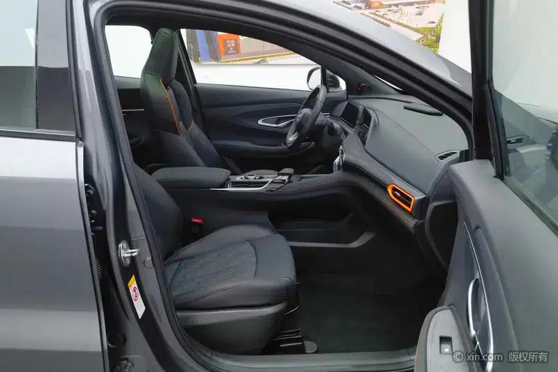 Changan UNI-T 2022 1.5T Premium Edition — миниатюра 19