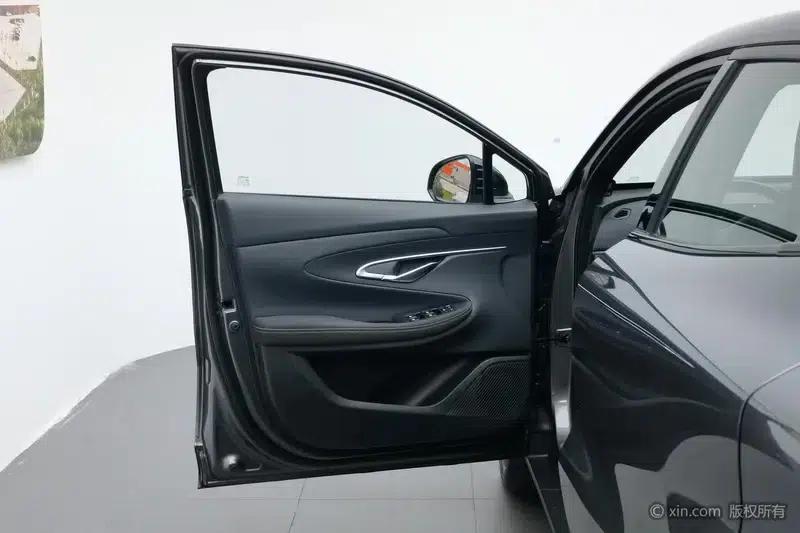 Changan UNI-T 2022 1.5T Premium Edition — миниатюра 22