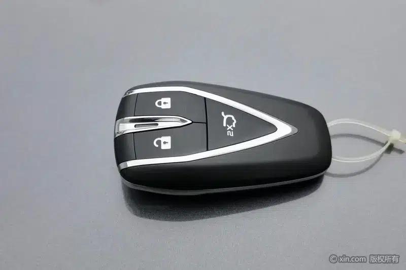 Changan UNI-T 2022 1.5T Premium Edition — миниатюра 6