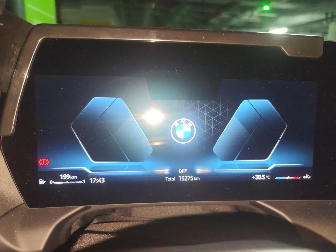 BMW 2 Series 2025 225L M Sport Night Edition Package — миниатюра 11