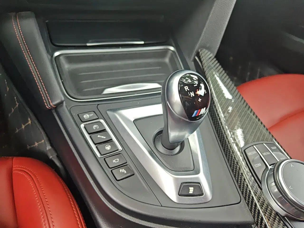 BMW M3 2018 M3 4-door sedan — миниатюра 14
