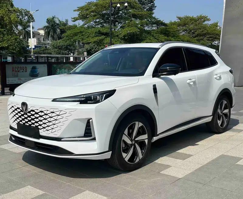 Changan CS55 PLUS 2024 Model, Third Generation 1.5T DCT Premium Edition — миниатюра 1