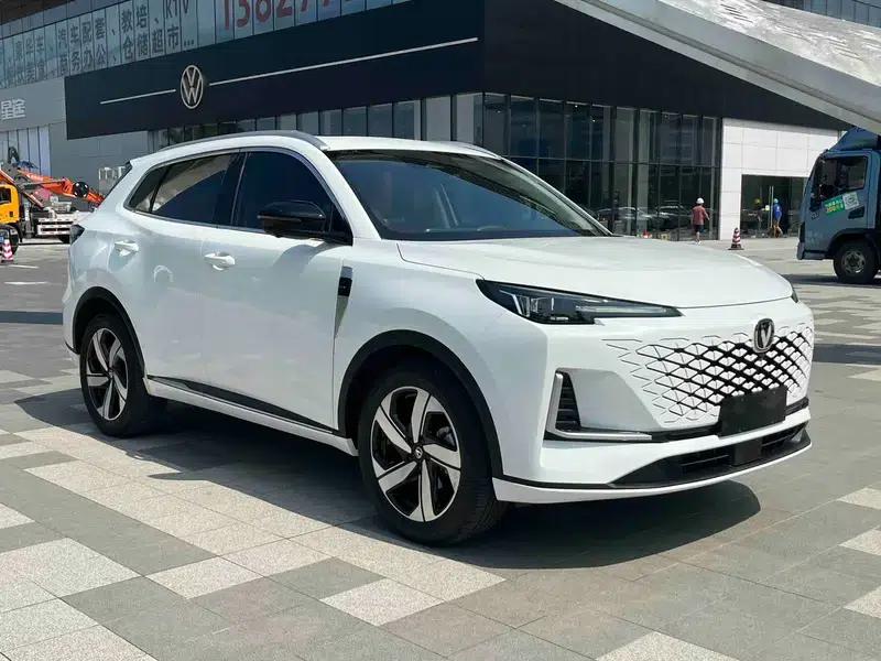 Changan CS55 PLUS 2024 Model, Third Generation 1.5T DCT Premium Edition — миниатюра 3