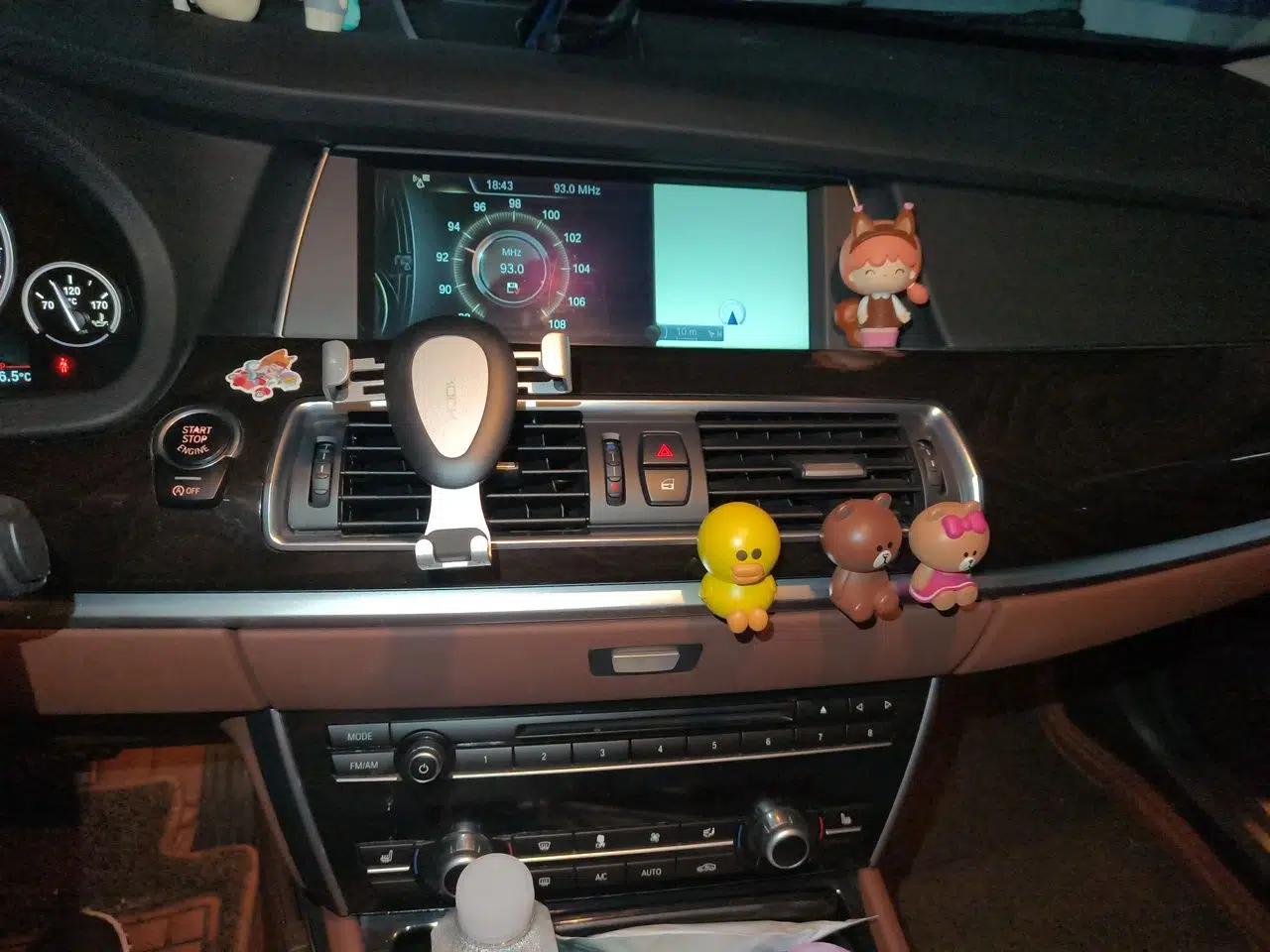 BMW 5 Series GT 2014 528i Leading Model — миниатюра 13
