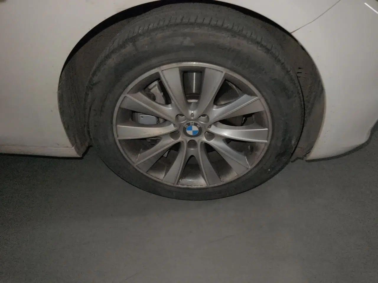 BMW 5 Series GT 2014 528i Leading Model — миниатюра 8