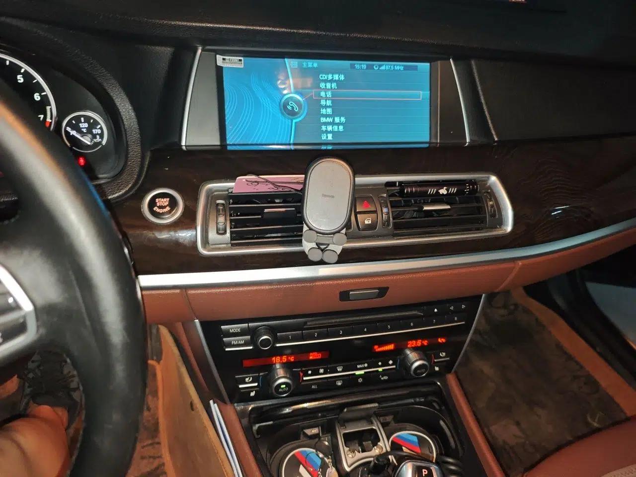 BMW 5 Series GT 2010 535i Leading Model — миниатюра 13