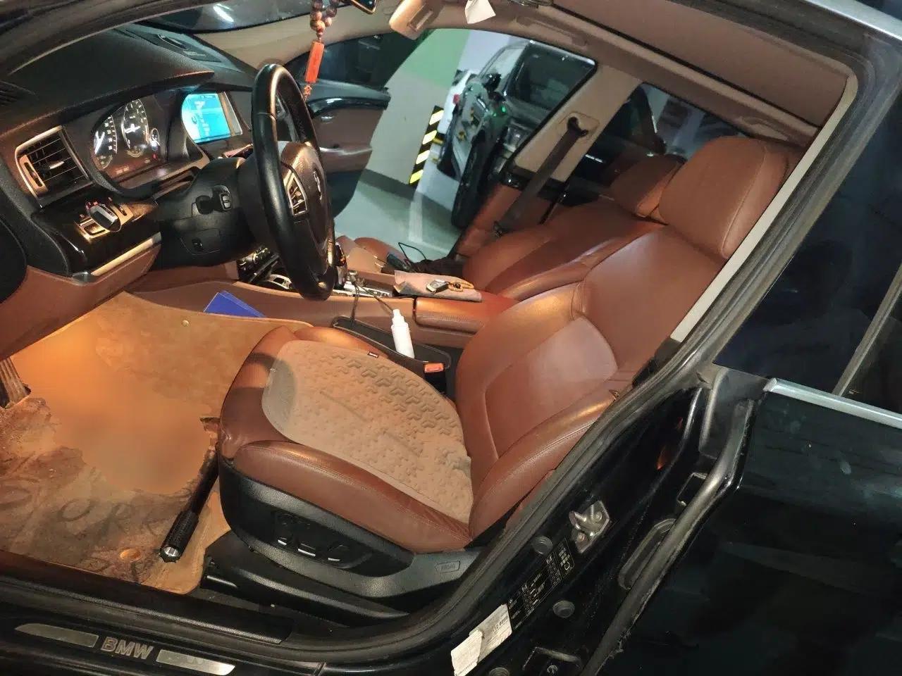 BMW 5 Series GT 2010 535i Leading Model — миниатюра 15