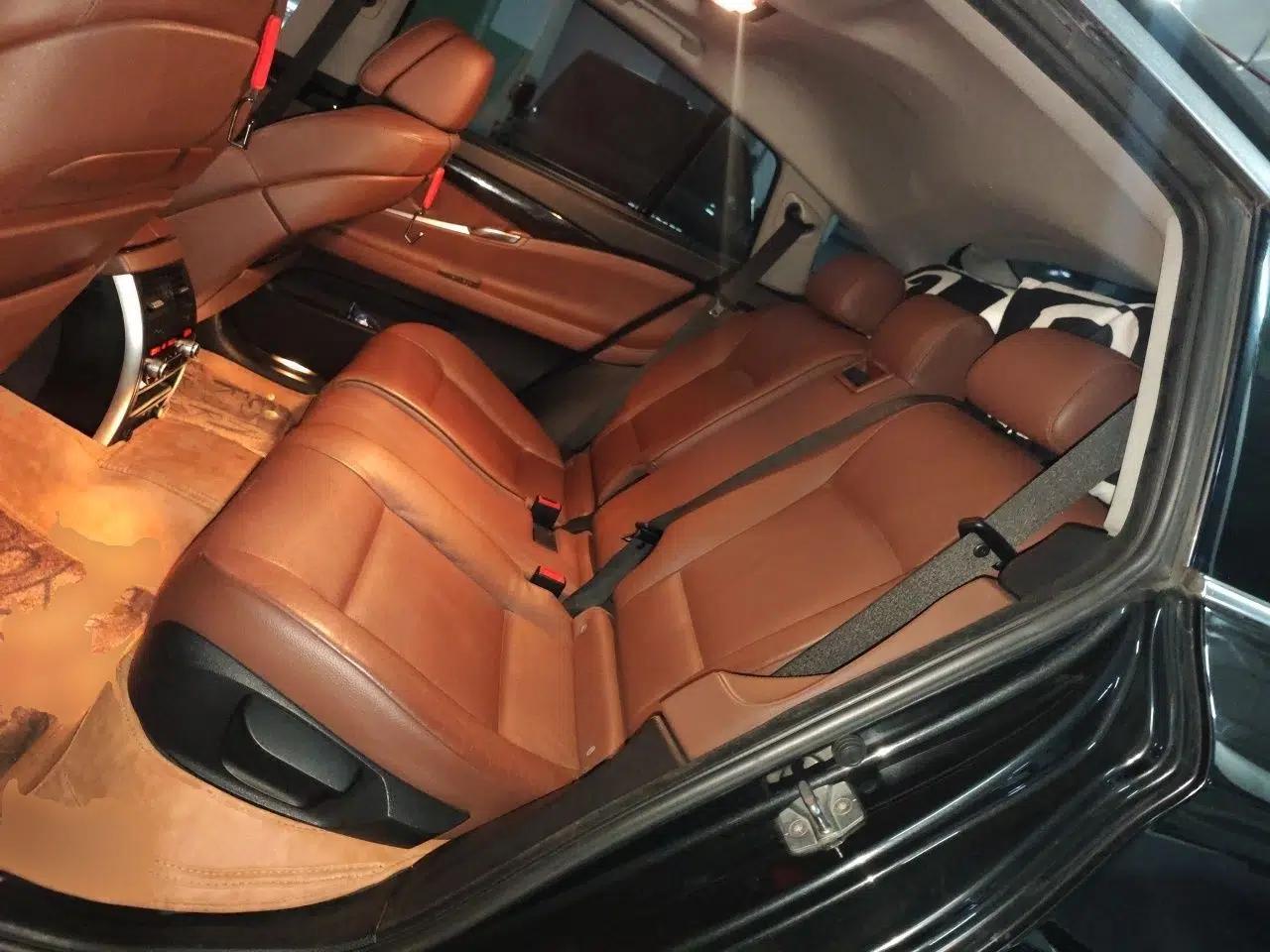 BMW 5 Series GT 2010 535i Leading Model — миниатюра 17
