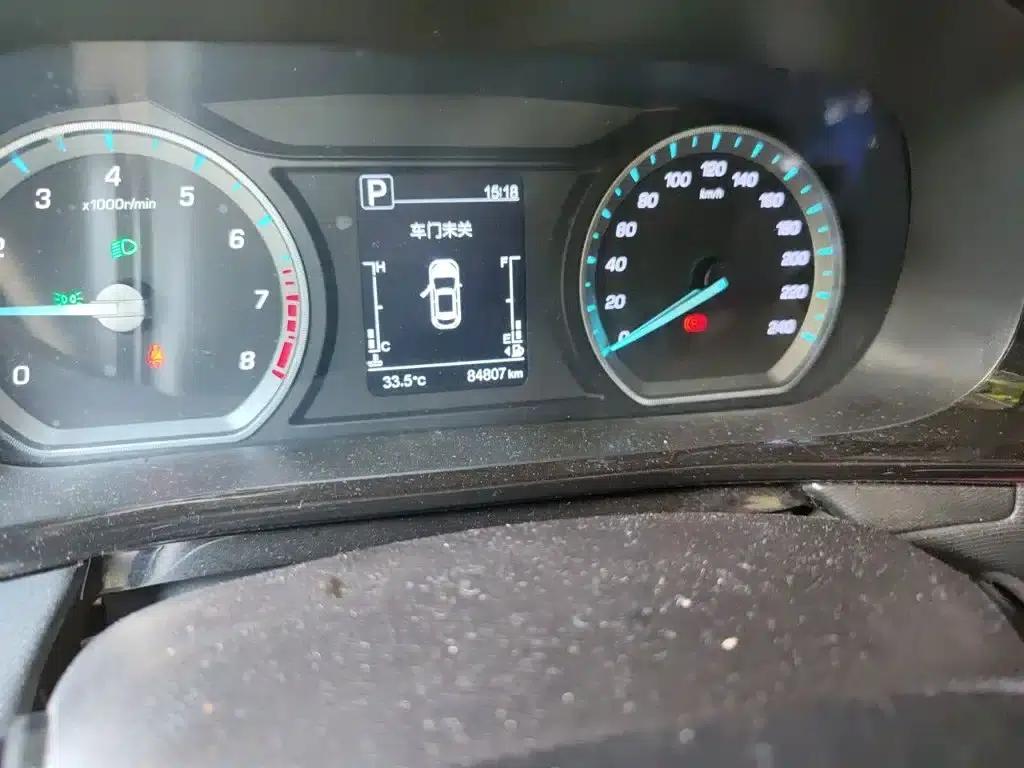 Changan Oushang X5 2021 Facelift 1.5T DCT Luxury Edition — миниатюра 5