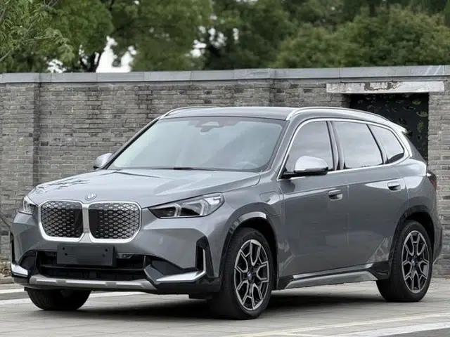 BMW iX1 2023 xDrive30L X Design Package
