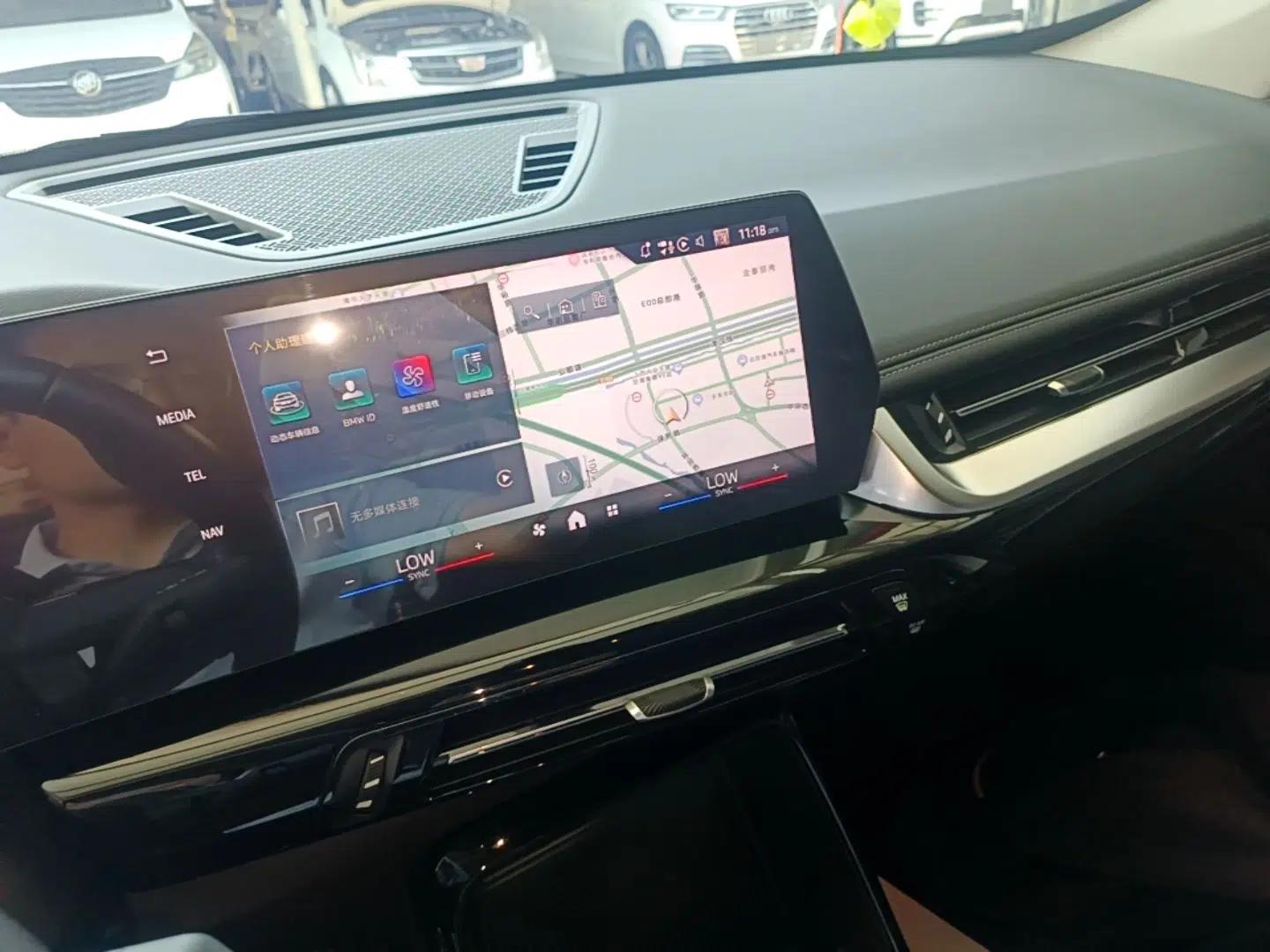 BMW iX1 2023 eDrive25L X Design Package — миниатюра 15