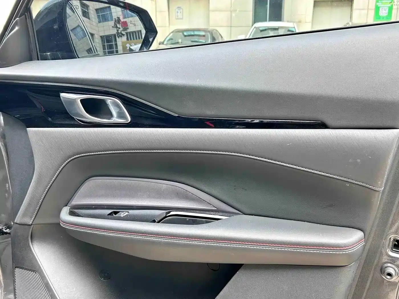 Changan Oushang Z6 2022 Blue Whale 1.5T DCT Smart Navigation Edition — миниатюра 18
