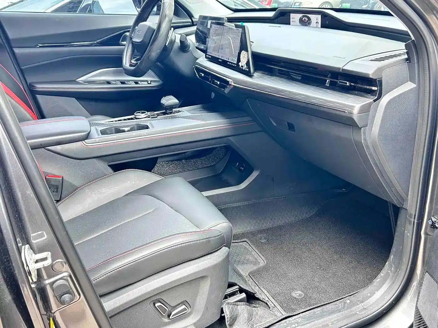 Changan Oushang Z6 2022 Blue Whale 1.5T DCT Smart Navigation Edition — миниатюра 6