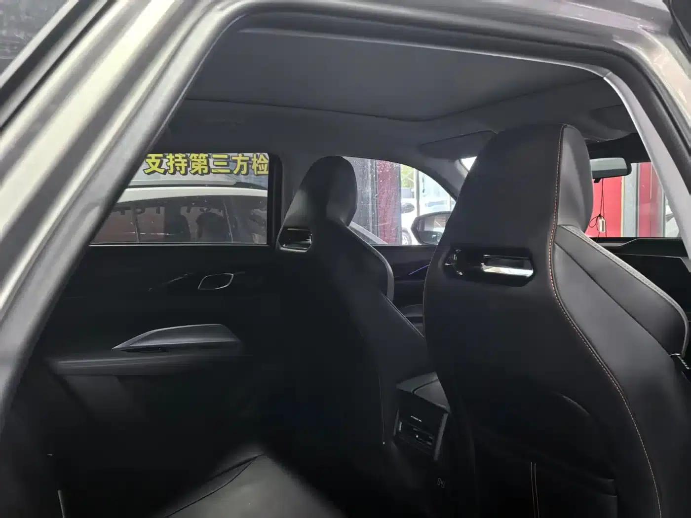 Changan Oushang Z6 2023 Blue Whale 1.5T DCT Smart Supreme Edition — миниатюра 18