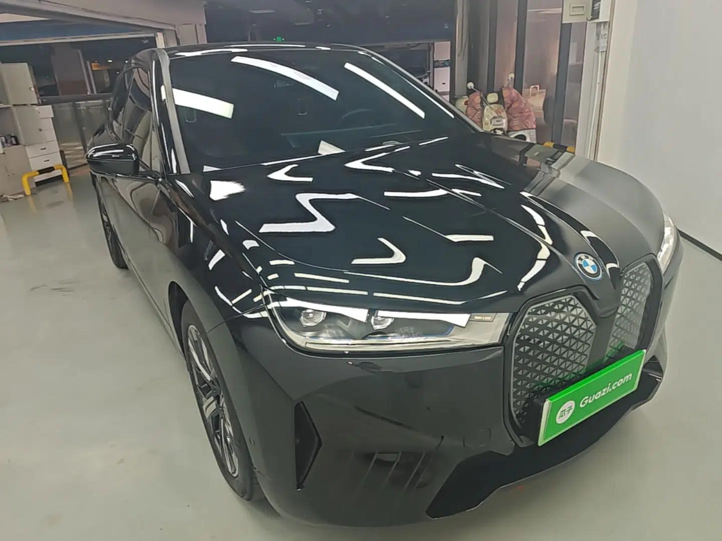 BMW iX 2022 xDrive40 — миниатюра 3
