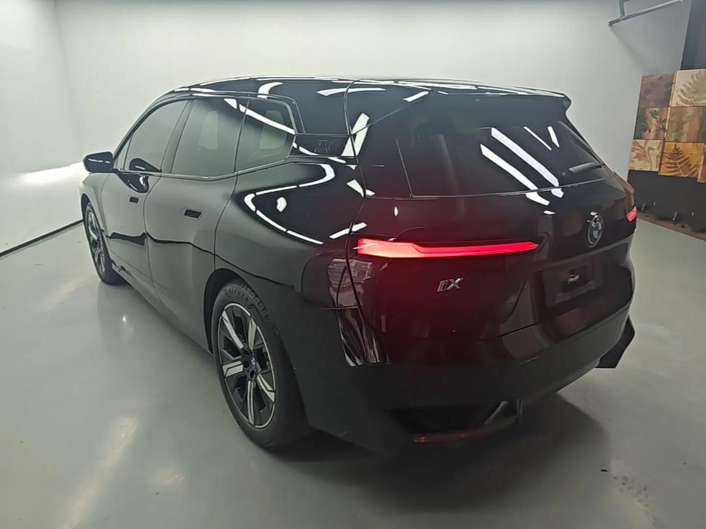 BMW iX 2022 xDrive40 — миниатюра 4