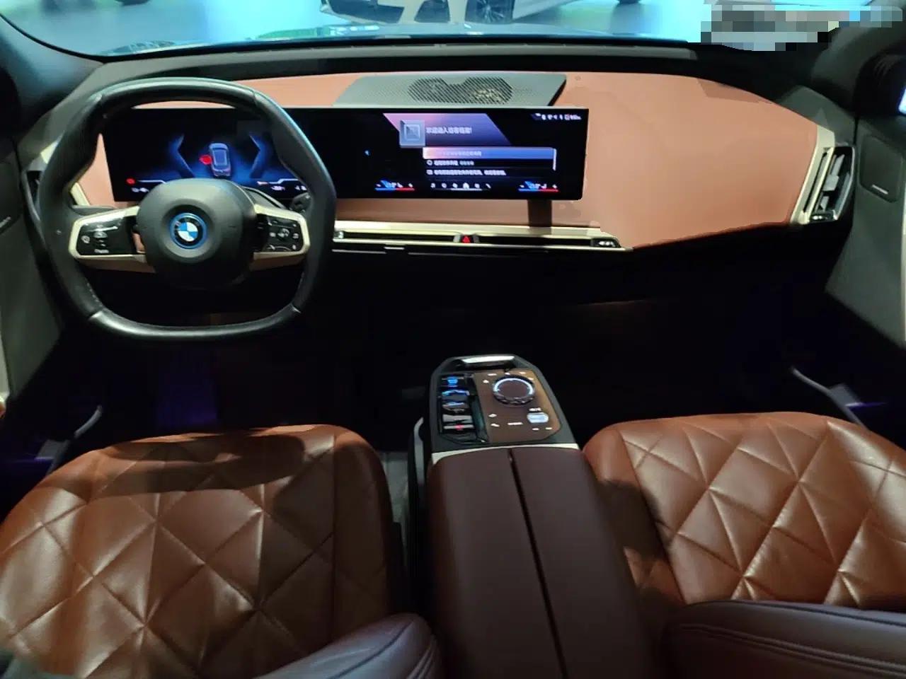 BMW iX 2023 Updated xDrive50 — миниатюра 12