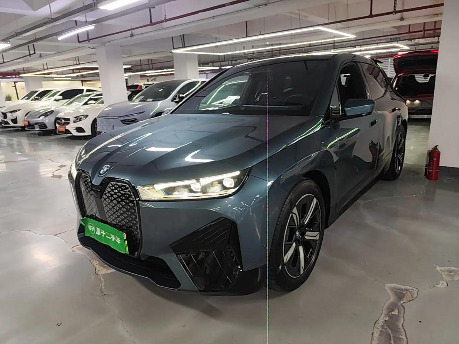 BMW iX 2022 xDrive40 — миниатюра 1