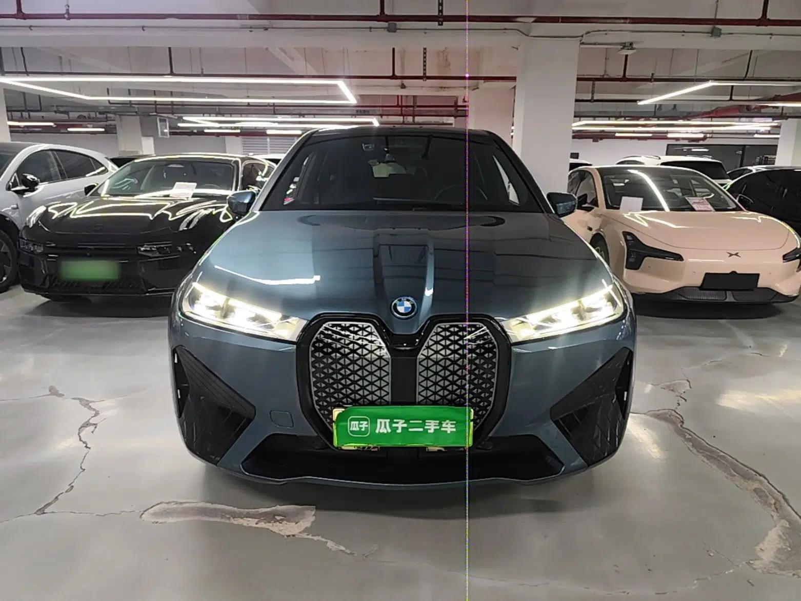 BMW iX 2022 xDrive40 — миниатюра 2