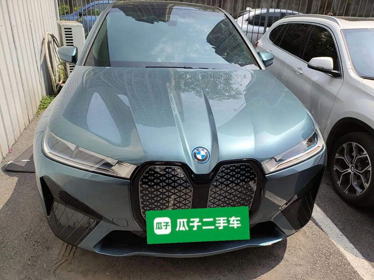 BMW iX 2022 xDrive40 — миниатюра 2