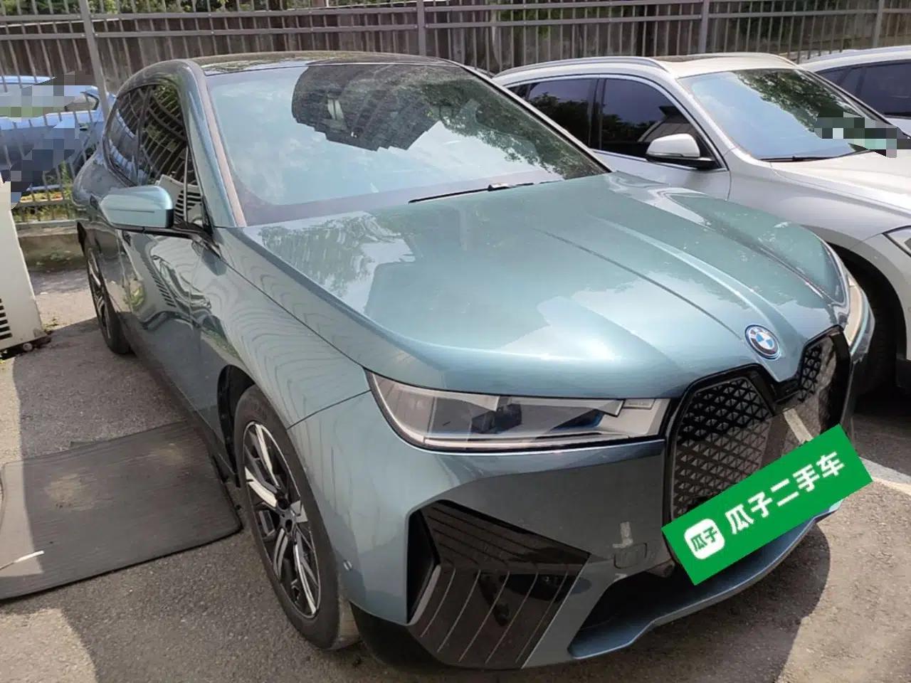 BMW iX 2022 xDrive40 — миниатюра 3