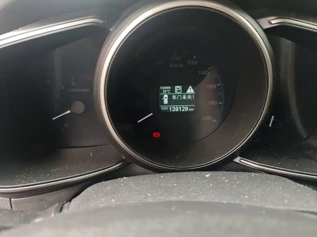 Changan Oushang CX70 2018 CX70T 1.5T Automatic Comfort Edition — миниатюра 8