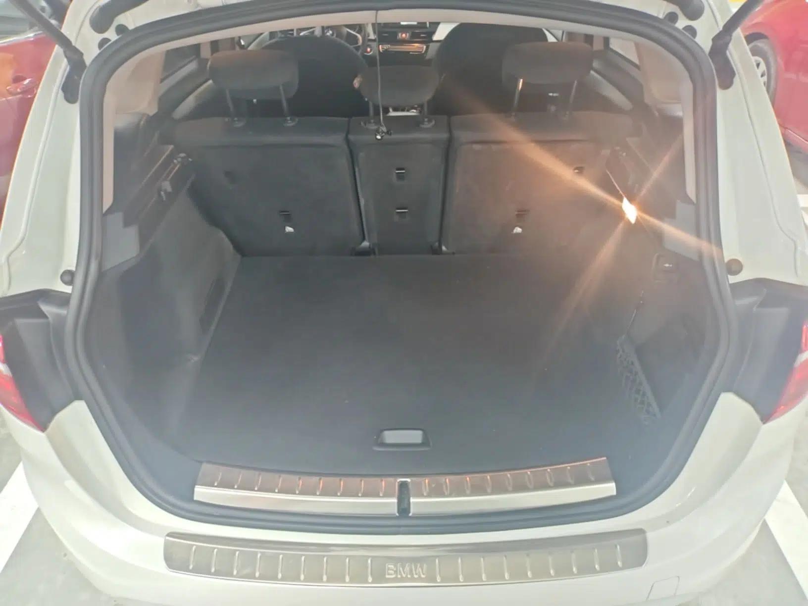 BMW 2 Series Active Tourer 2016 218i Fashion Model — миниатюра 22