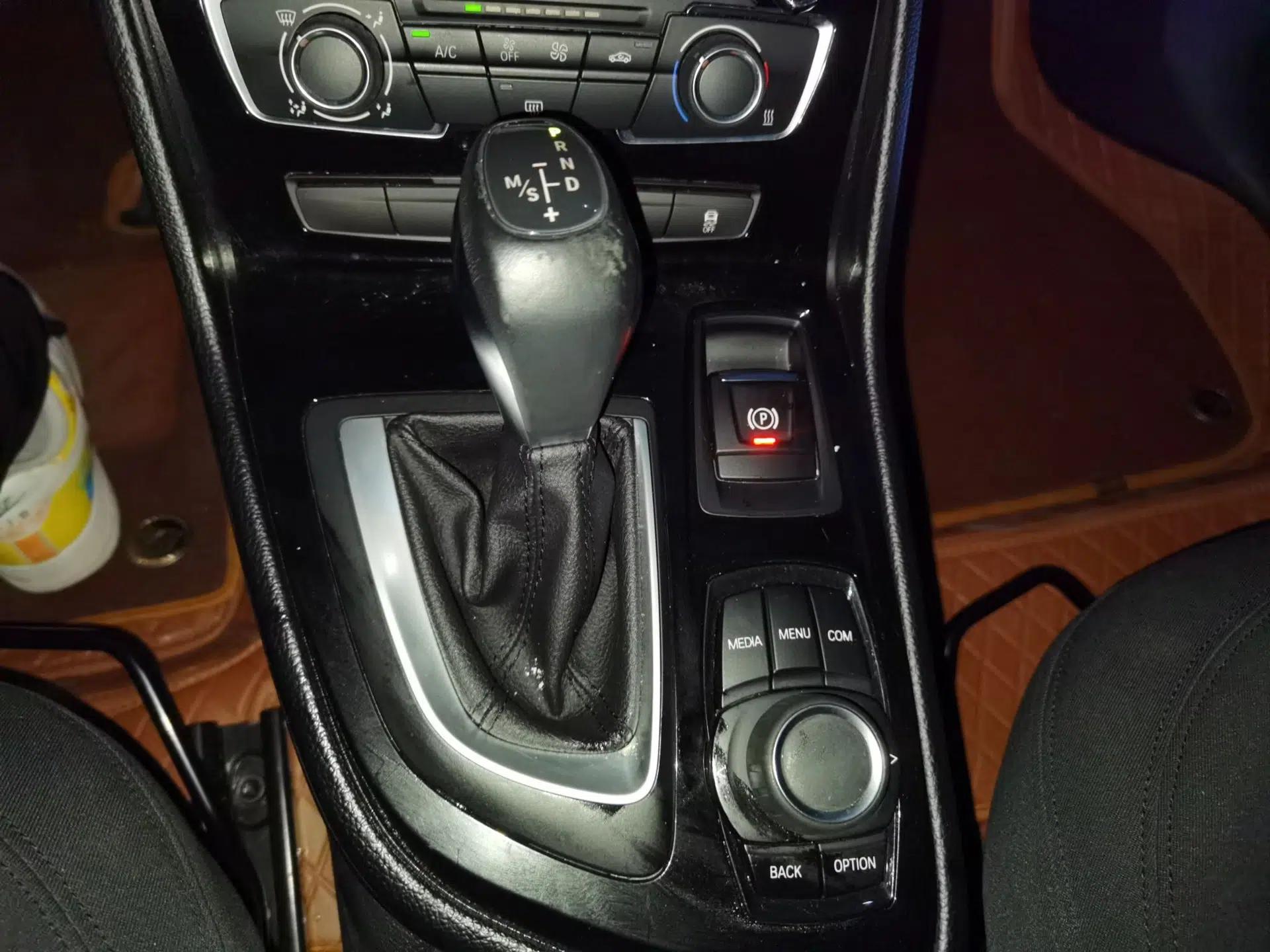 BMW 2 Series Active Tourer 2016 218i Fashion Model — миниатюра 14