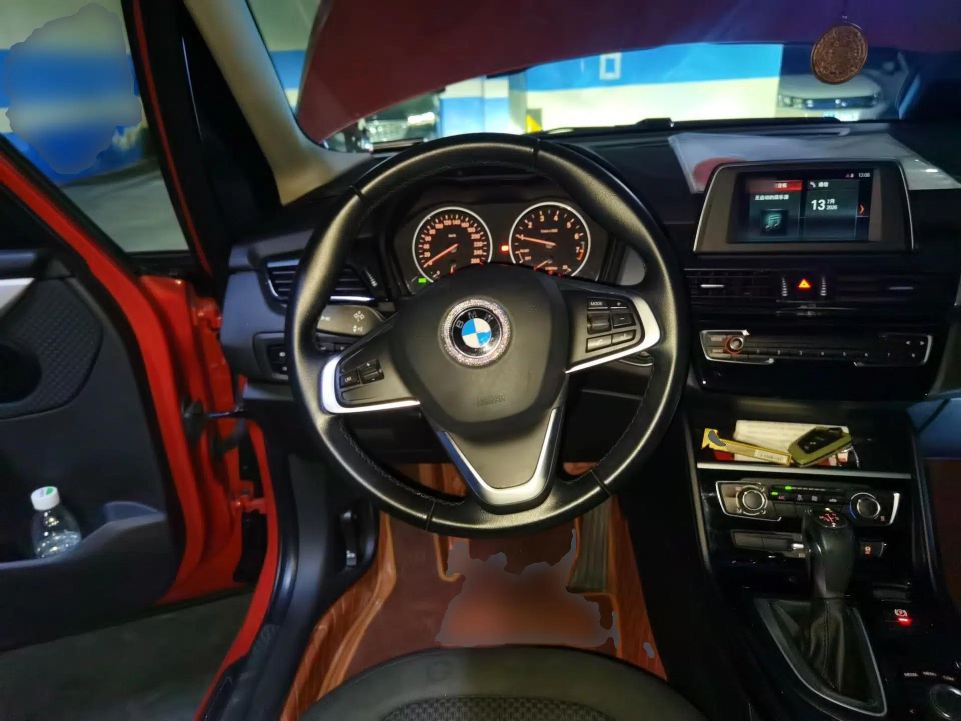 BMW 2 Series Active Tourer 2016 218i Fashion Model — миниатюра 10